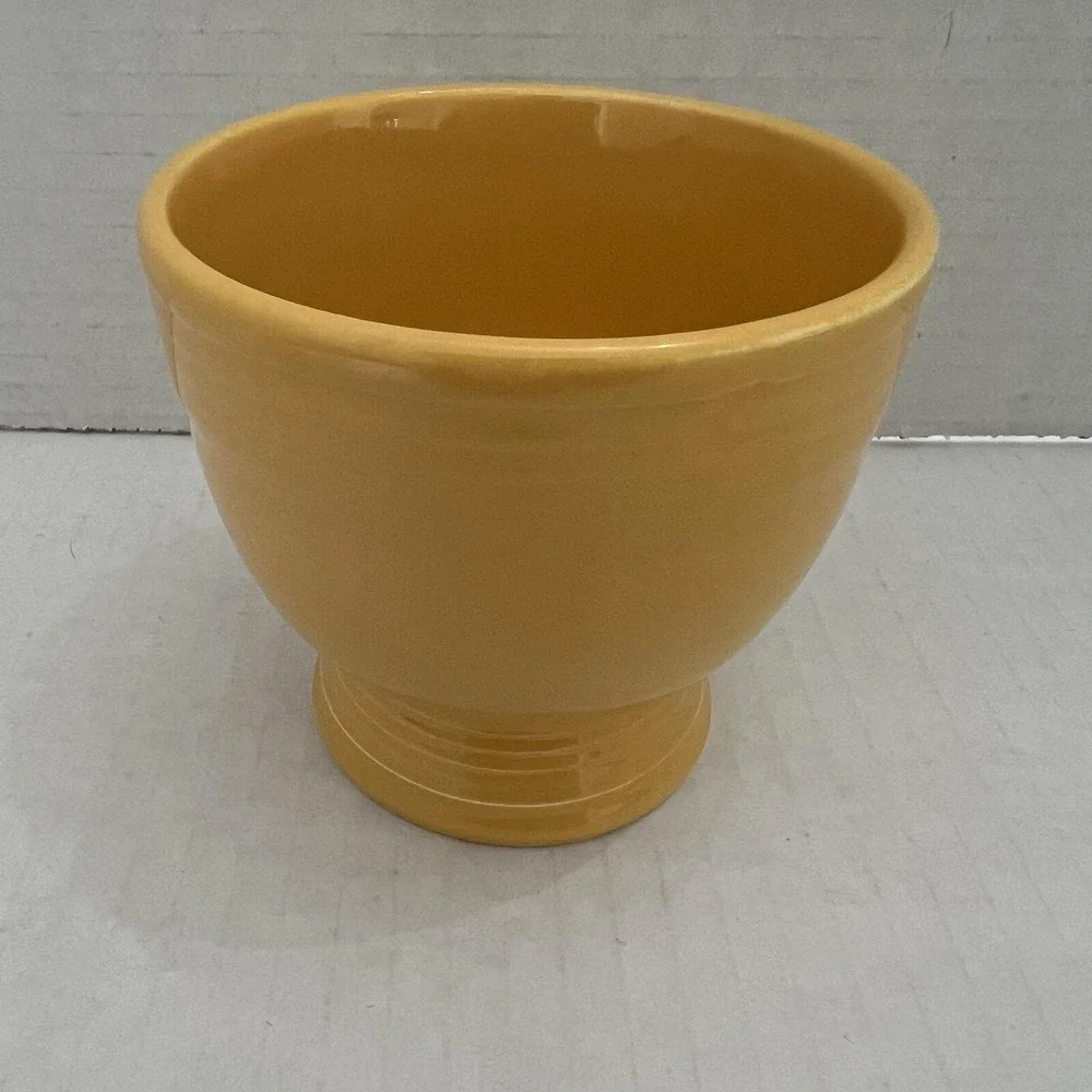 Vintage‎ Fiesta Fiestaware Yellow Egg Cup